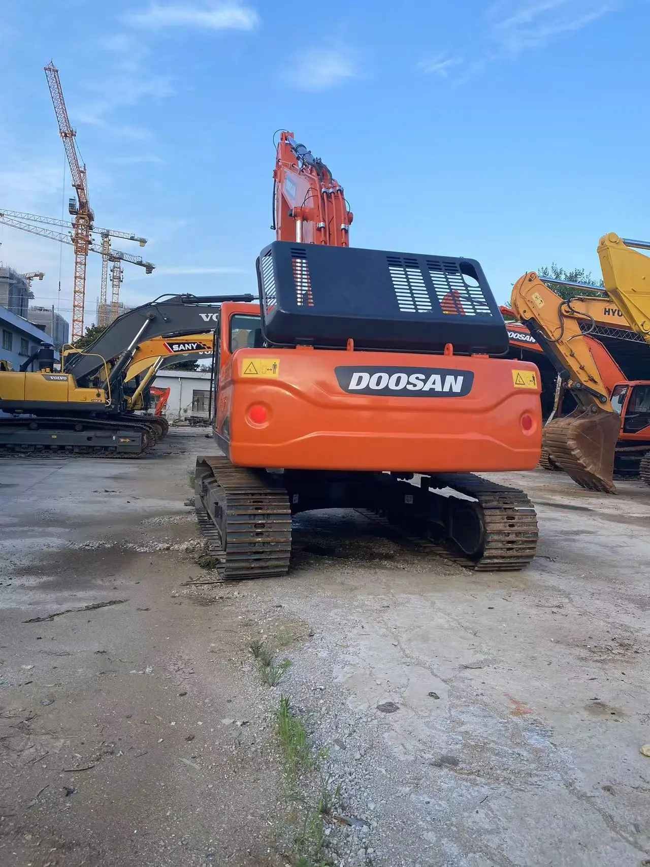 Doosan DX300 Excavator