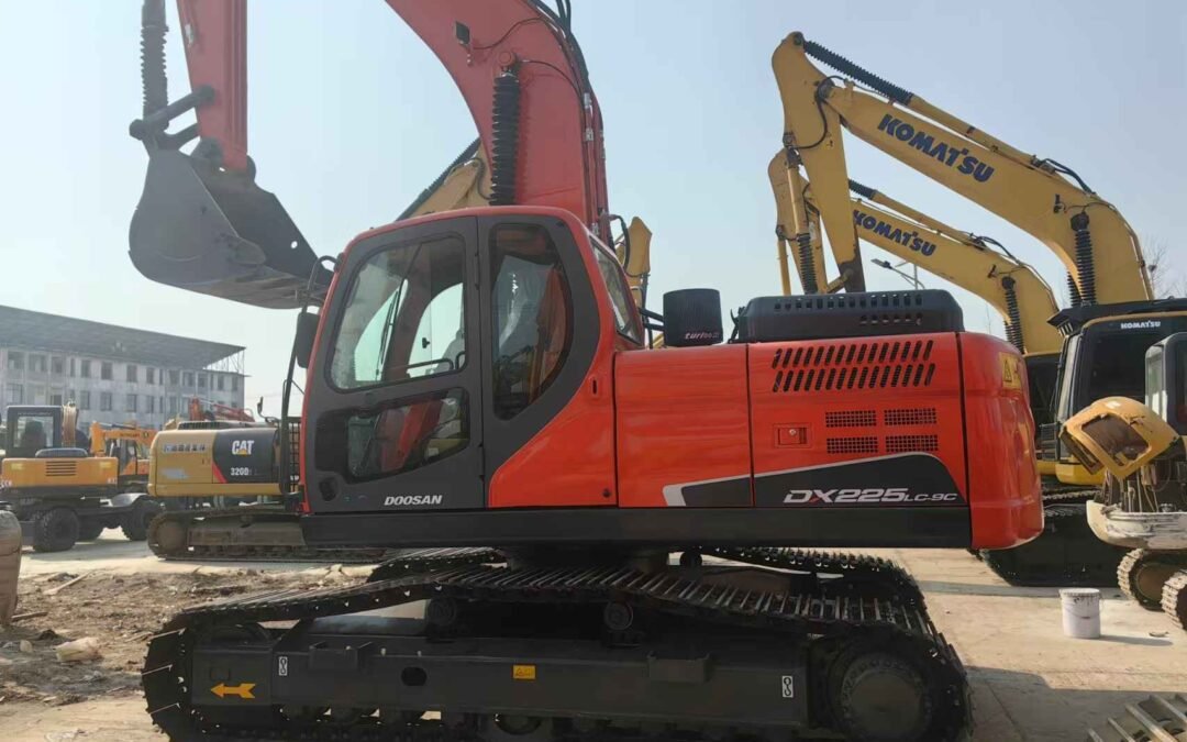 دوسان DX225 حفارة