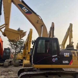 Caterpillar-320D-excavator-03