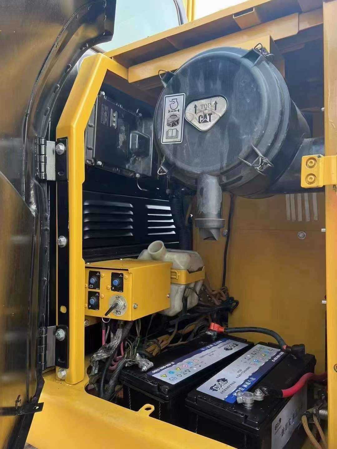 Caterpillar 320D Excavator