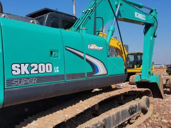 Kobelco SK200 Excavator