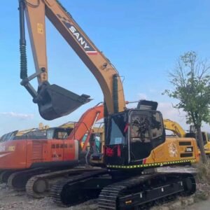 sany-215-excavator-03
