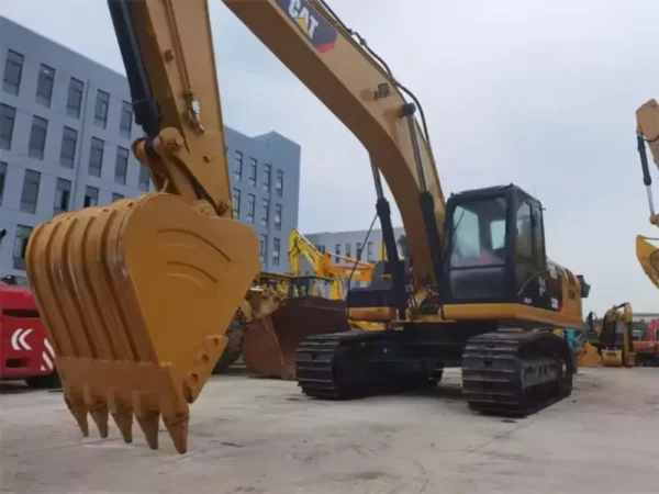 Caterpillar 330D2 Excavator