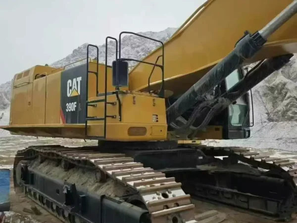 Caterpillar 390F Excavator