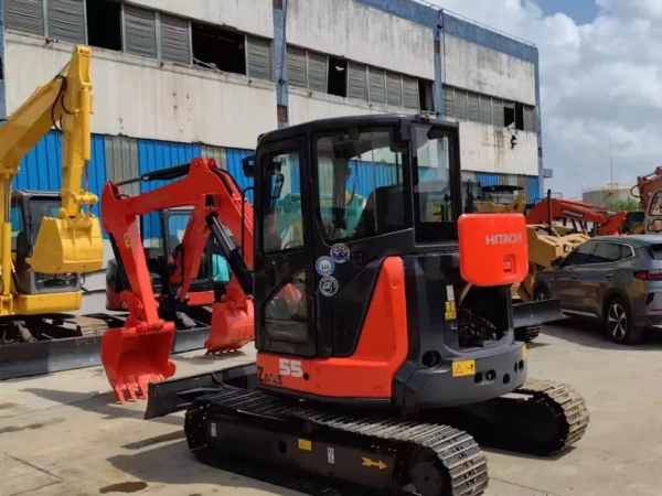 Hitachi ZX55U Excavator