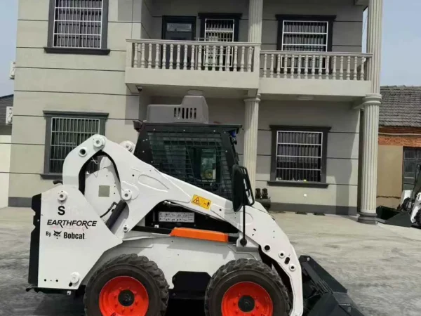 Bobcat S18 Skid Steer Loader