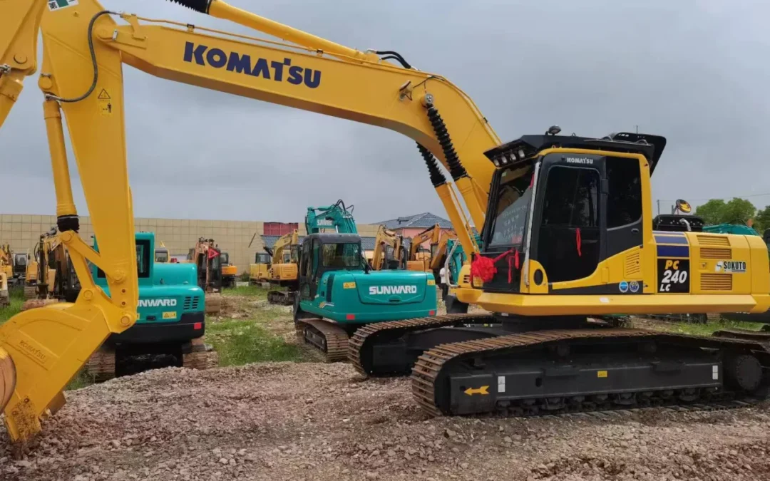 Komatsu PC240 Excavator